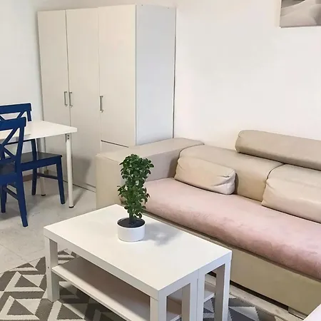 Apartamento For Four People Nina *
